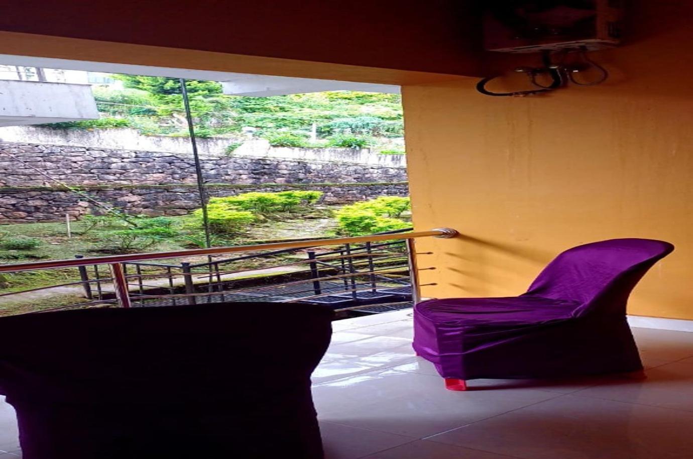 Ac Mist Hotel Munnar Ngoại thất bức ảnh