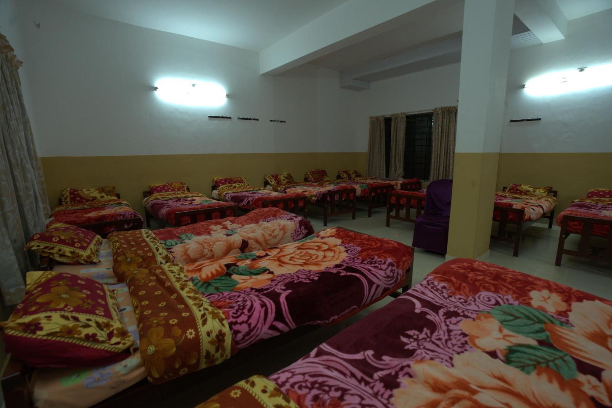 Ac Mist Hotel Munnar Ngoại thất bức ảnh